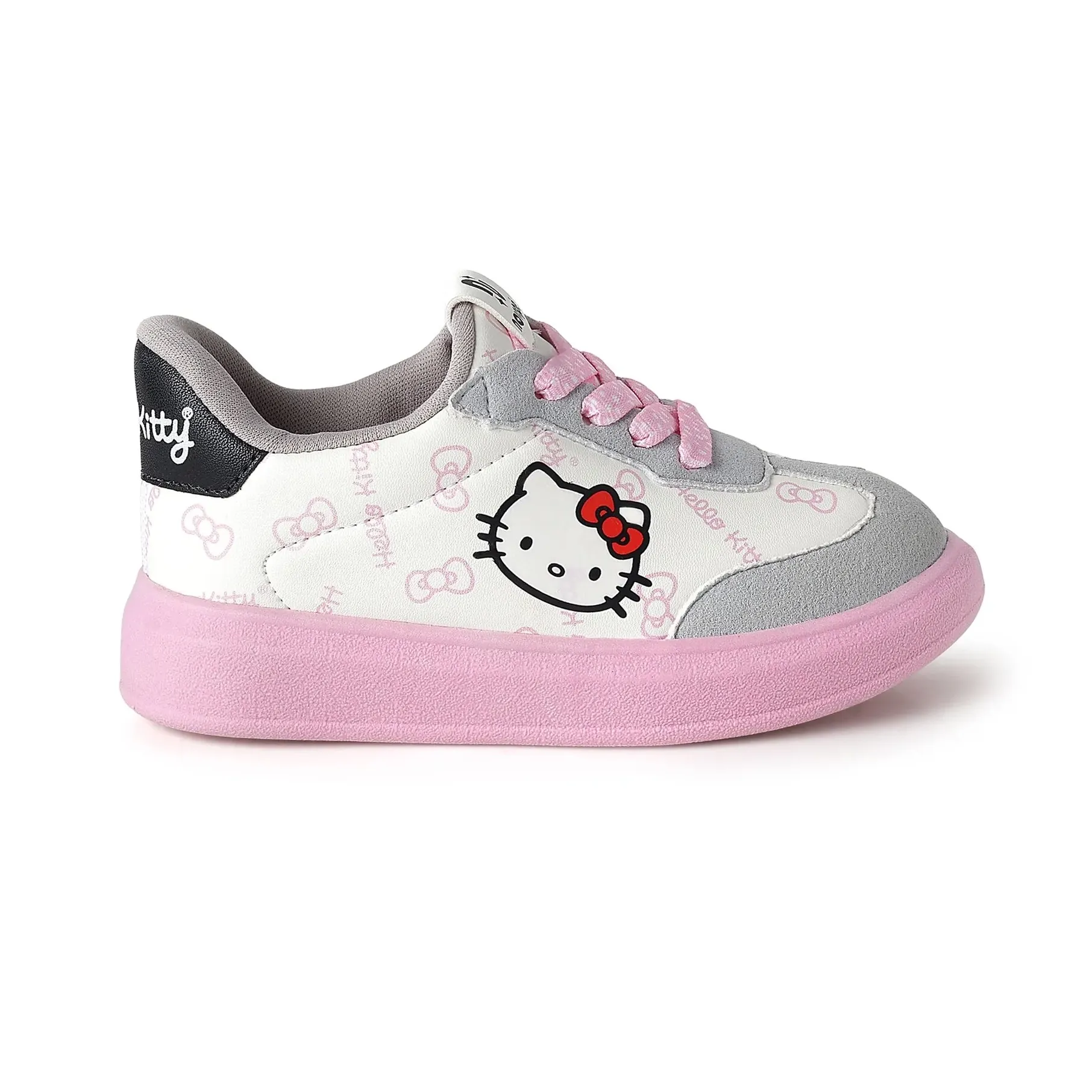 Tênis infantil feminino Novopé branco com estampa Hello Kitty e detalhes em rosa, vista frontal